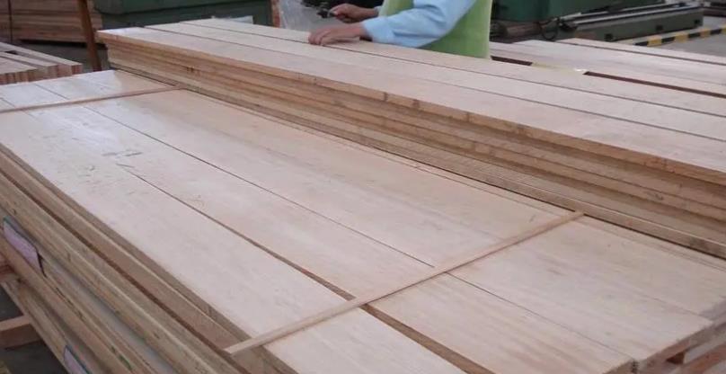 桉木芯板与实木多层板的区别与特点