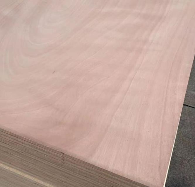 什么是桃花芯面家具板
